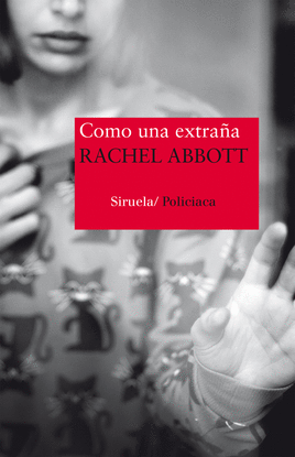COMO UNA EXTRA�A